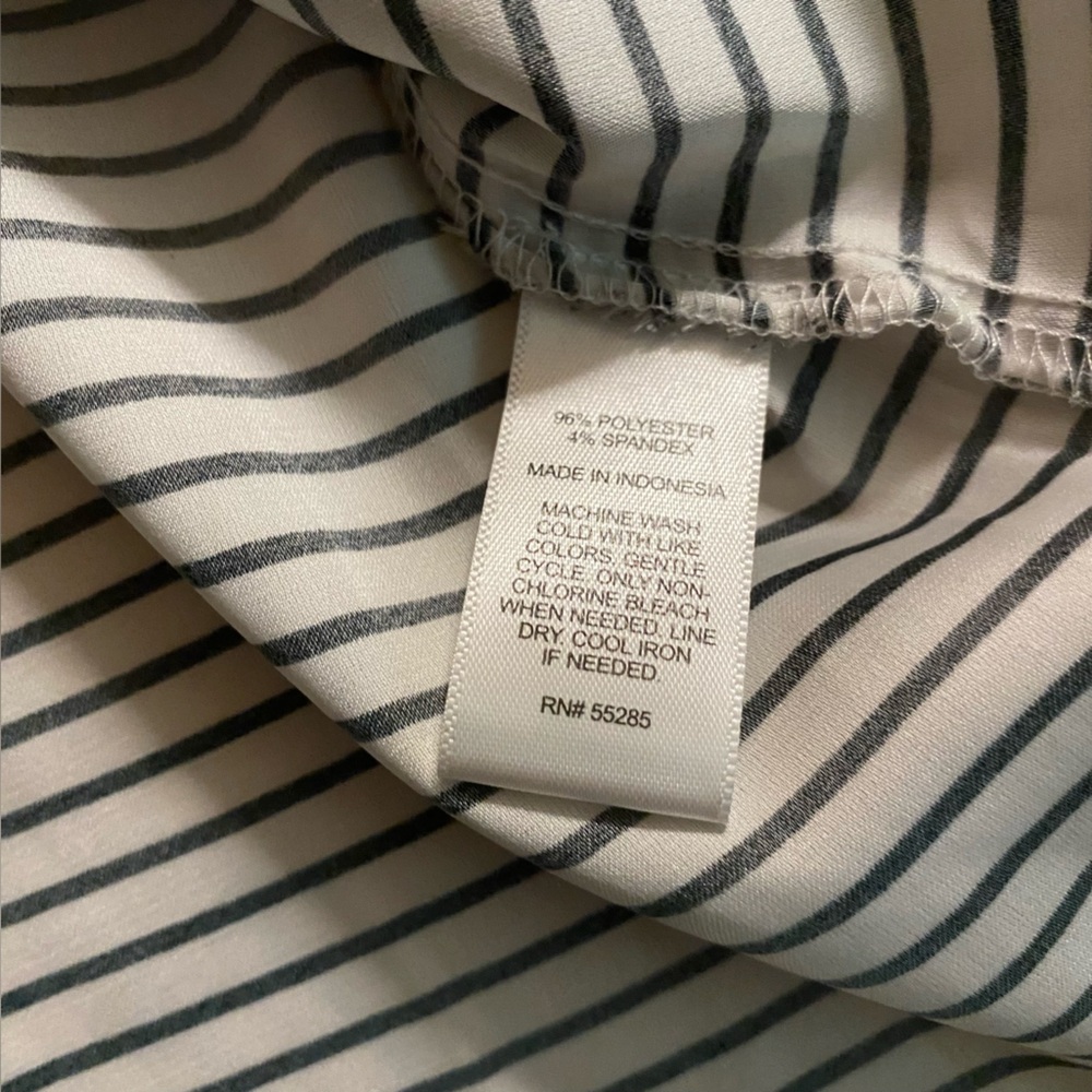SALE!!! Express striped blouse—S - Picture 3 of 6